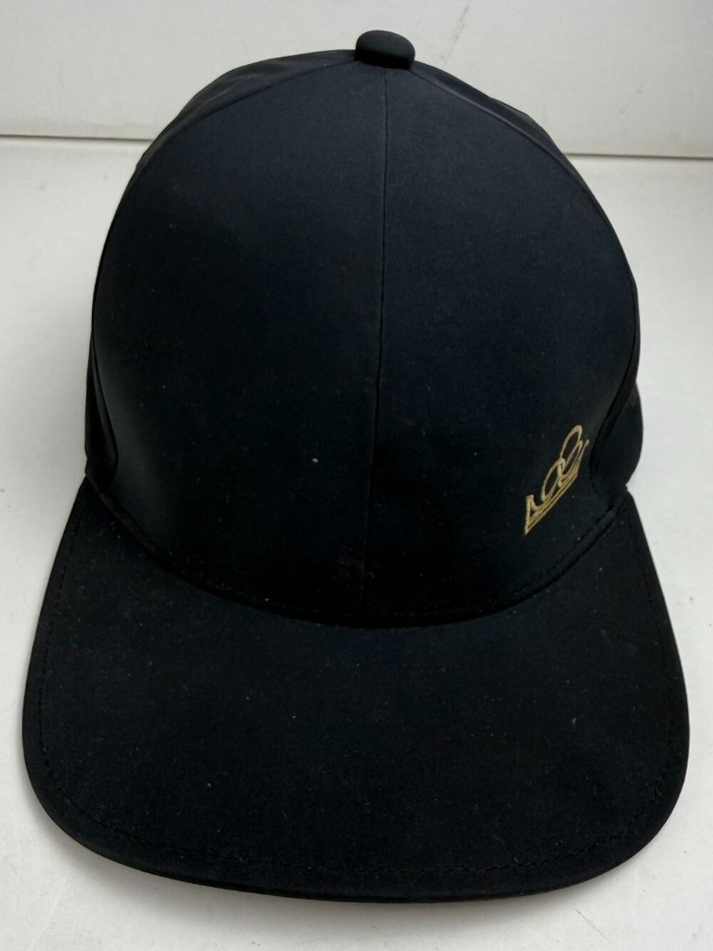 TRAC-FIT Black Stretch Fit Hat S/M Gold Crown Logo Baseball Cap Sweatband Stain
